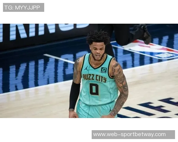 迈尔斯布里奇斯表现平平19投7中仅得22分8篮板三分球命中率低下